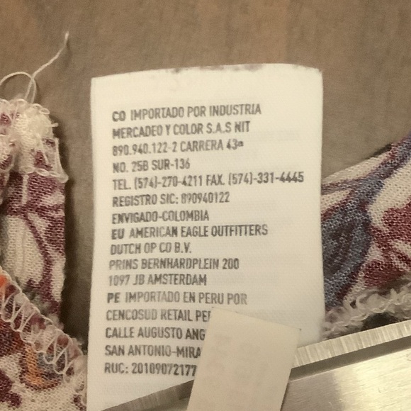 ⸻

American Eagle Boho Floral Romper • Women’s Medium - Picture 7 of 8